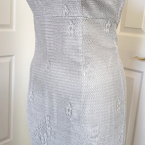 VINTAGE 90's Silver Crochet Lace Gown Dress SIZE 4 - Picture 10 of 17